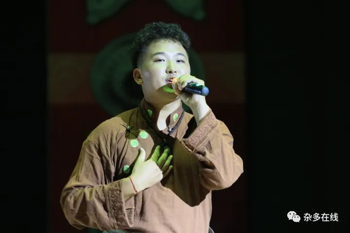 腾飞吧!澜湄之源 宝地杂多——《澜湄之源 宝地杂多》大型音乐人文风光旅游宣传专辑发布会暨“中国藏族山歌之乡”授牌仪式圆满举行! 腾飞吧!澜湄之源 宝地杂多——《澜湄之源 宝地杂多》大型音乐人文风光旅游宣传专辑发布会暨“中国藏族山歌之乡”授牌仪式圆满举行!