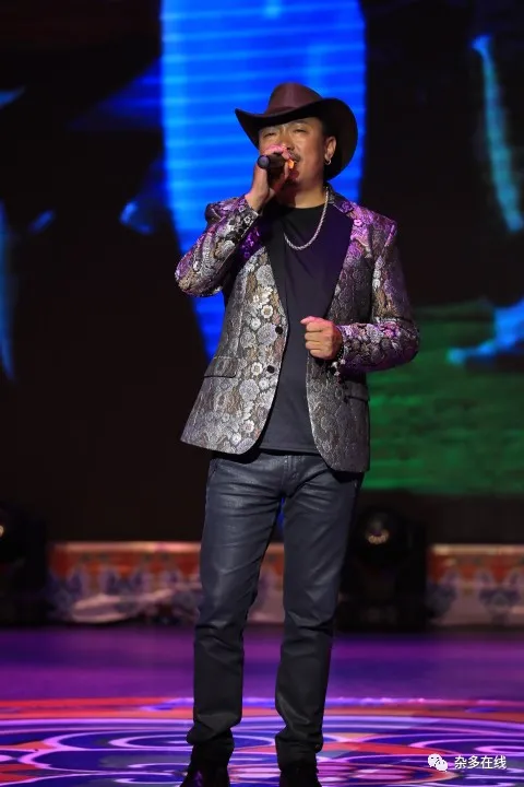 腾飞吧!澜湄之源 宝地杂多——《澜湄之源 宝地杂多》大型音乐人文风光旅游宣传专辑发布会暨“中国藏族山歌之乡”授牌仪式圆满举行! 腾飞吧!澜湄之源 宝地杂多——《澜湄之源 宝地杂多》大型音乐人文风光旅游宣传专辑发布会暨“中国藏族山歌之乡”授牌仪式圆满举行!