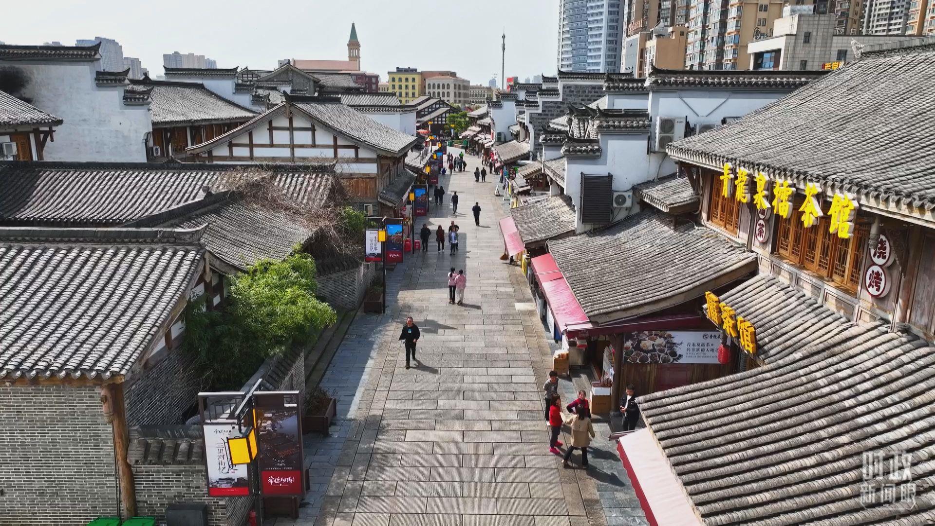 △常德河街。(总台记者姚鹏、温盛强拍摄) △常德河街。(总台记者姚鹏、温盛强拍摄)