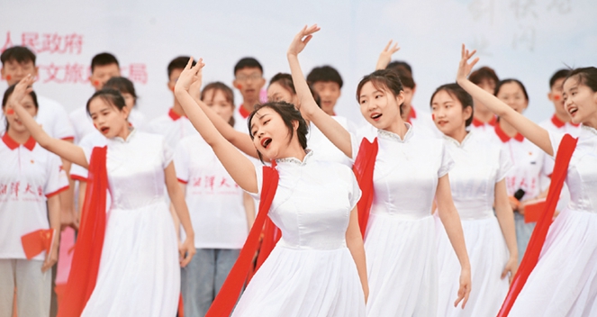 让红色基因、革命薪火代代传承