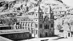 用马克思主义之箭射中国革命之的