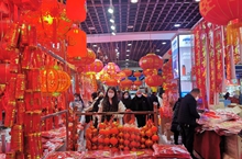 新春走基层丨消费回暖 年味渐浓——武汉年货市场见闻