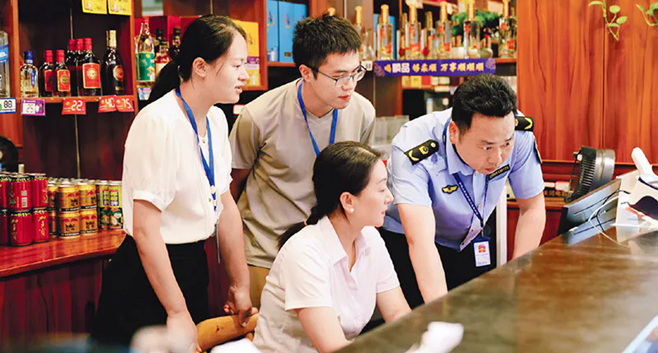 党员干部决不能搞小圈子