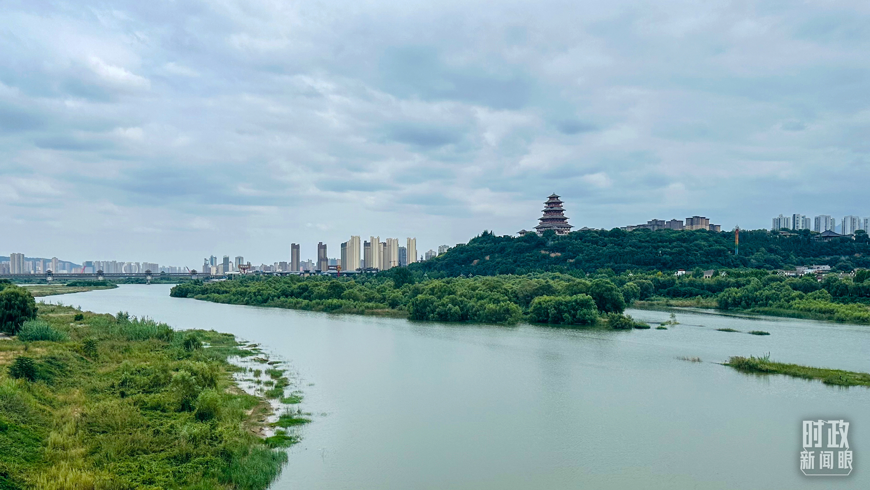 △ 渭河。(总台央视记者范一鸣拍摄) △ 渭河。(总台央视记者范一鸣拍摄)