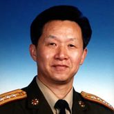 为党旗添彩　为军旗增辉