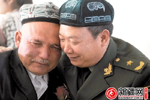 爱洒天山&mdash;&mdash;记&ldquo;当代雷锋&rdquo;庄仕华和他的&ldquo;爱心团队&rdquo;