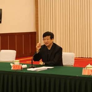 求是杂志社副总编辑黄中平