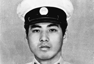 陈鸽：奋不顾身 英雄民警