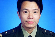 徐发荣：用生命捍卫平安