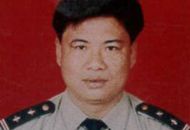 陆锦棠：舍身扑炸药包