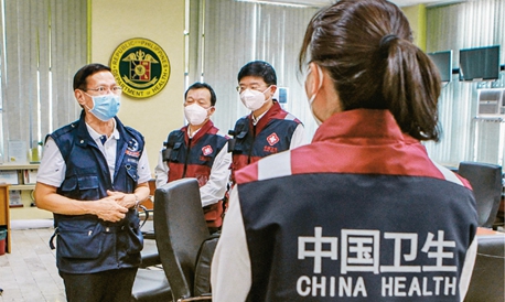 在全球抗疫合作中推动构建人类命运共同体