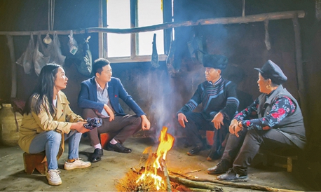 抓好党的组织体系建设