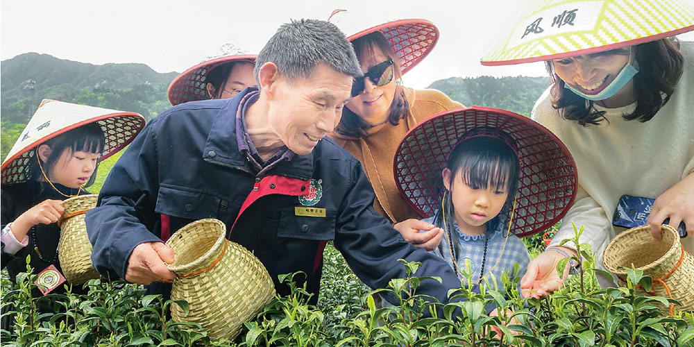 求是网 - 思想建党 理论强党