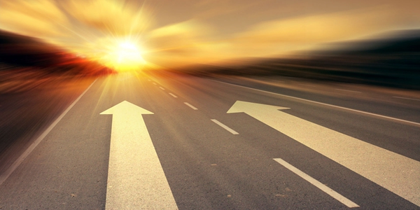 穿越&ldquo;喀斯特&rdquo;的高铁