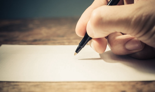 求是网：推进疫情防控和经济社会发展的经验