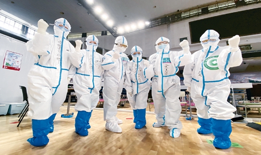 袁秀：读懂中国抗疫的“红色密码”