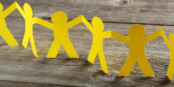 “产业+文旅”富了“移民古道新村”