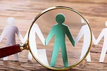 “家门口稳稳增收”