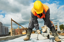 脱了贫更要加油干