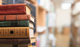 人民日报：牢记初心使命 开创美好未来