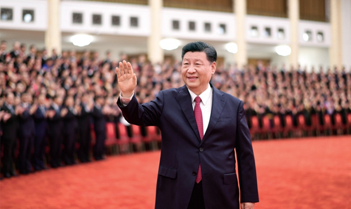 习近平：总结党的历史经验 加强党的政治建设