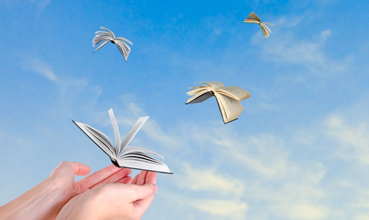 新华网：习近平谈宪法，“人民”二字重逾千钧