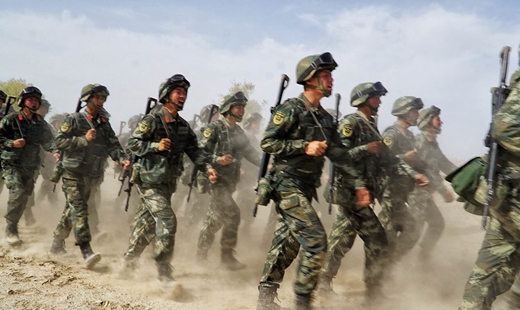 鲍世修：坚持党对人民军队的绝对领导