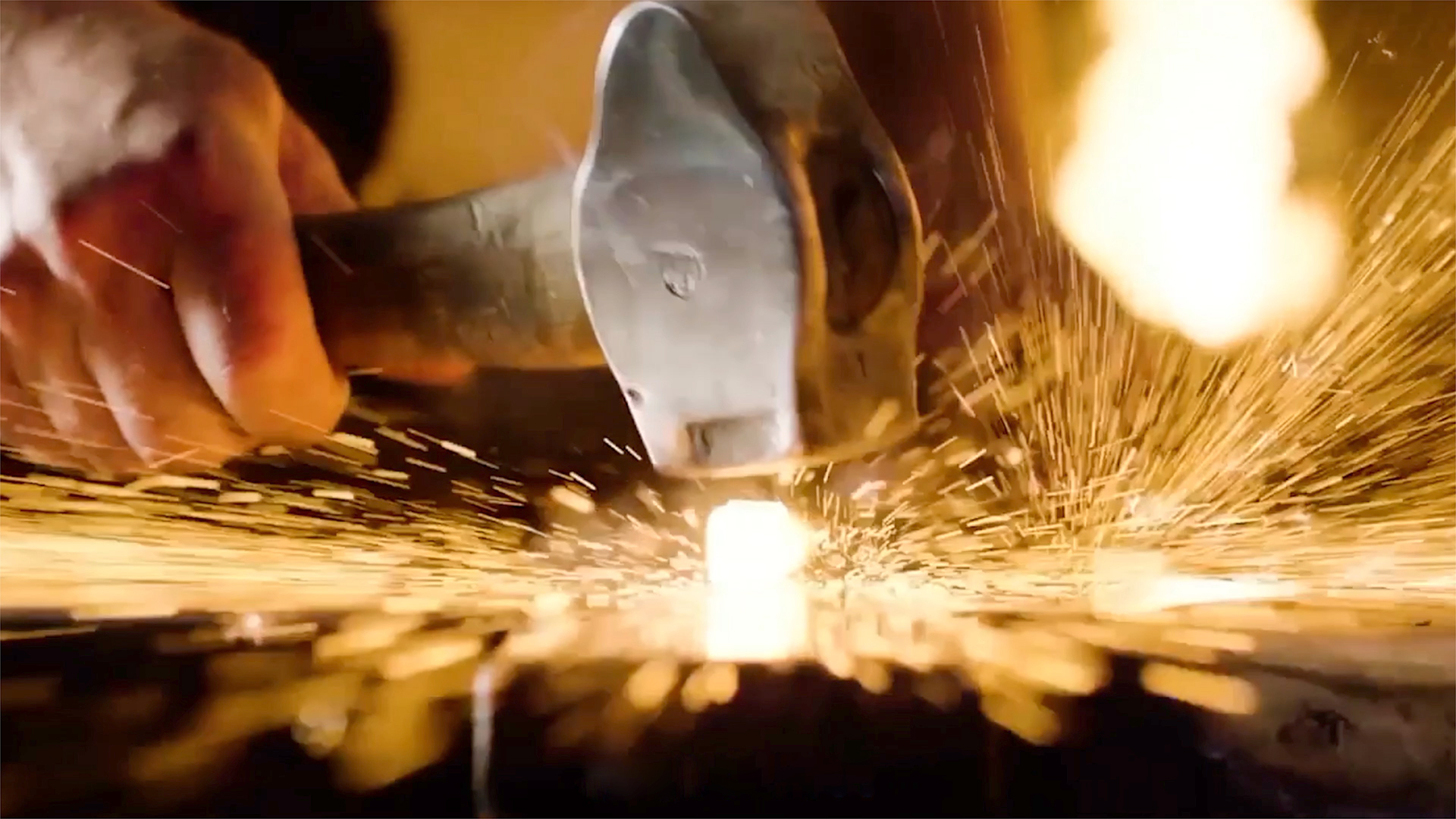 十一大邓小平当选党中央副主席