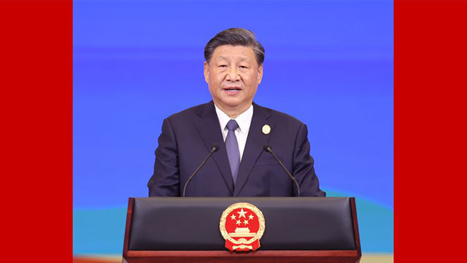 习近平和彭丽媛为出席高峰论坛的国际贵宾举行欢迎宴会